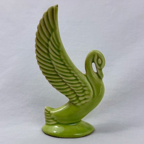 Vintage Chartreuse Porcelain Swan Mid-Century Modern - Picture 1 of 8